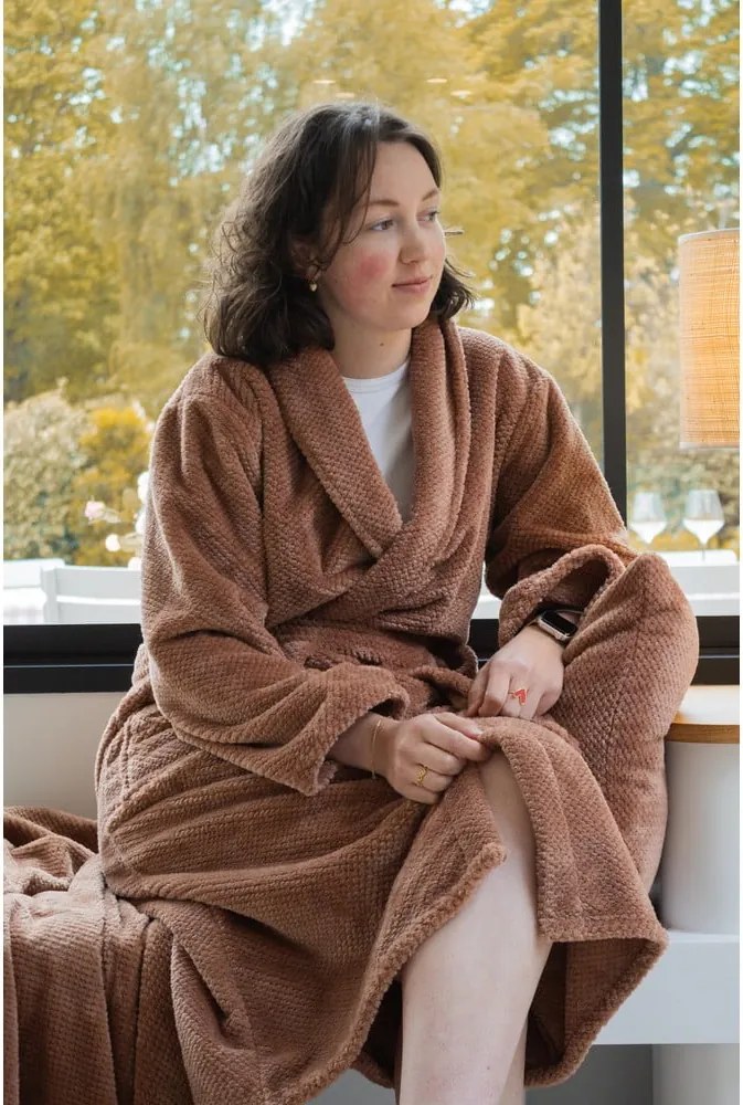 Accappatoio marrone in micropile L/XL Pippa – Tiseco Home Studio