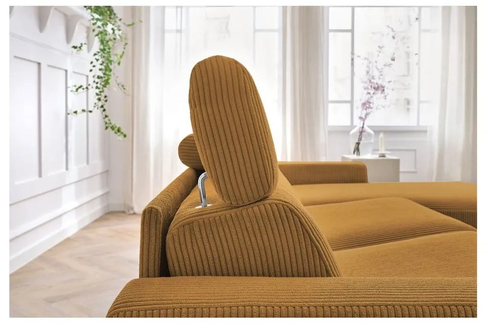 Divano angolare color senape allungabile (con composizione variabile) con rivestimento in velluto a coste Monaco – Bobochic Paris