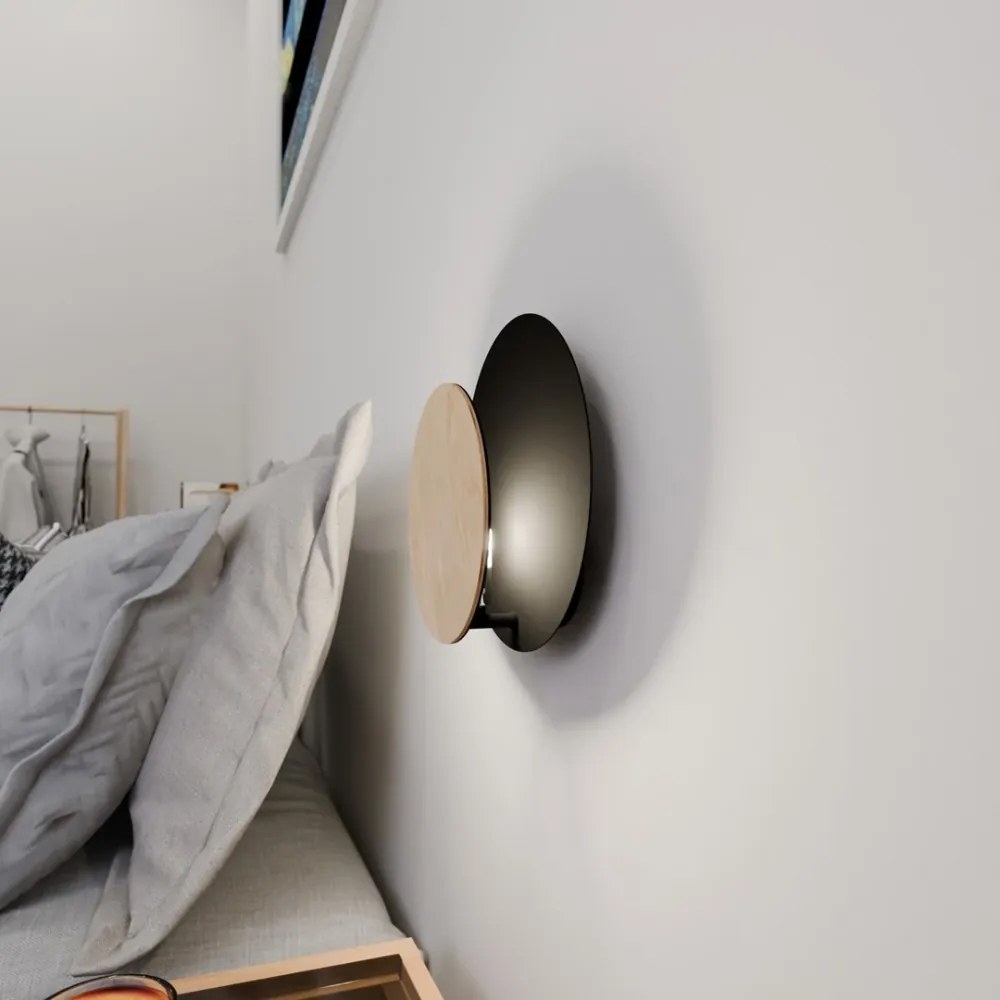 Applique da Parete Circle, Nera e in Legno, Luce Indiretta, Base G9 Colore del corpo Legno