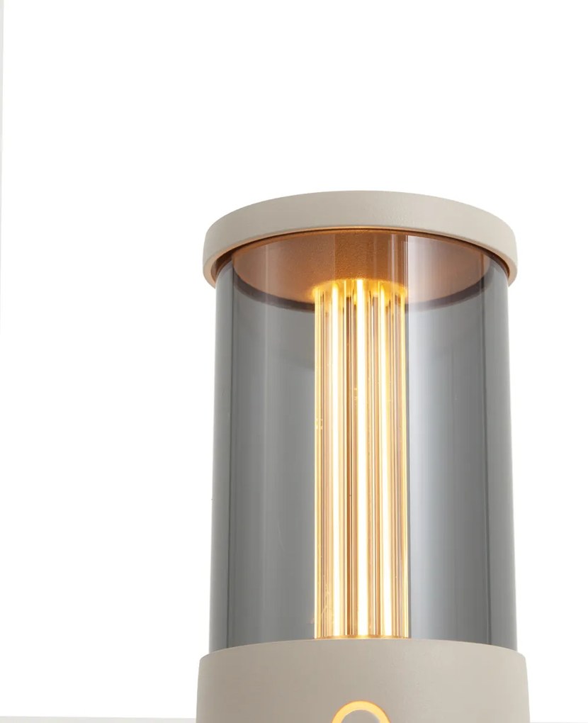 Lampada da tavolo da esterno beige ricaricabile con stazione di ricarica IP65 - Grill