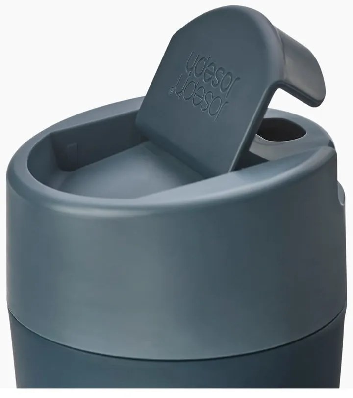 Tazza da viaggio blu scuro-antracite 450 ml Sipp - Joseph Joseph
