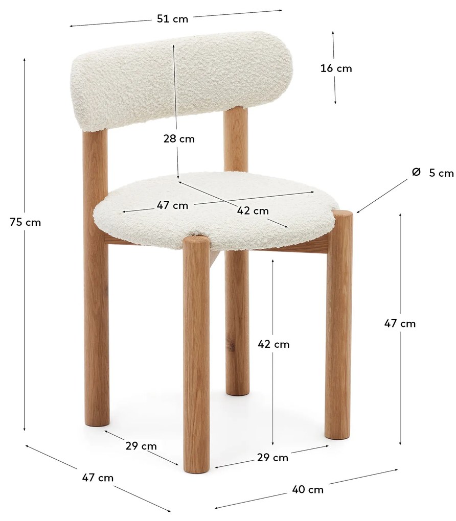 Kave Home - Sedia Nebai in tessuto bouclÃ© bianco e struttura di legno massiccio di rovere con finitura