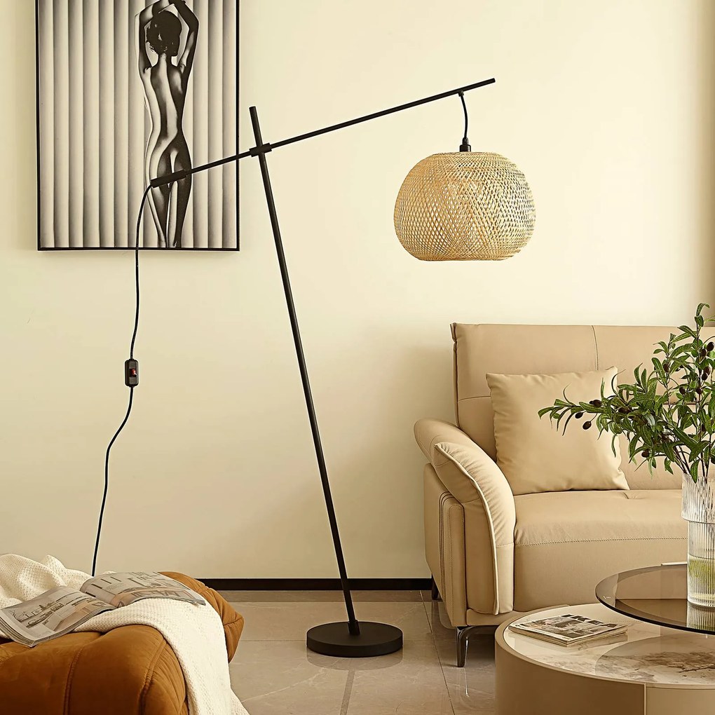 Lampada da terra Lindby Dabila, bambù, altezza 165 cm, E27 Dabila, Legno chiaro, Soggiorno / Sala da pranzo, bambù, Campagna / Rustiche