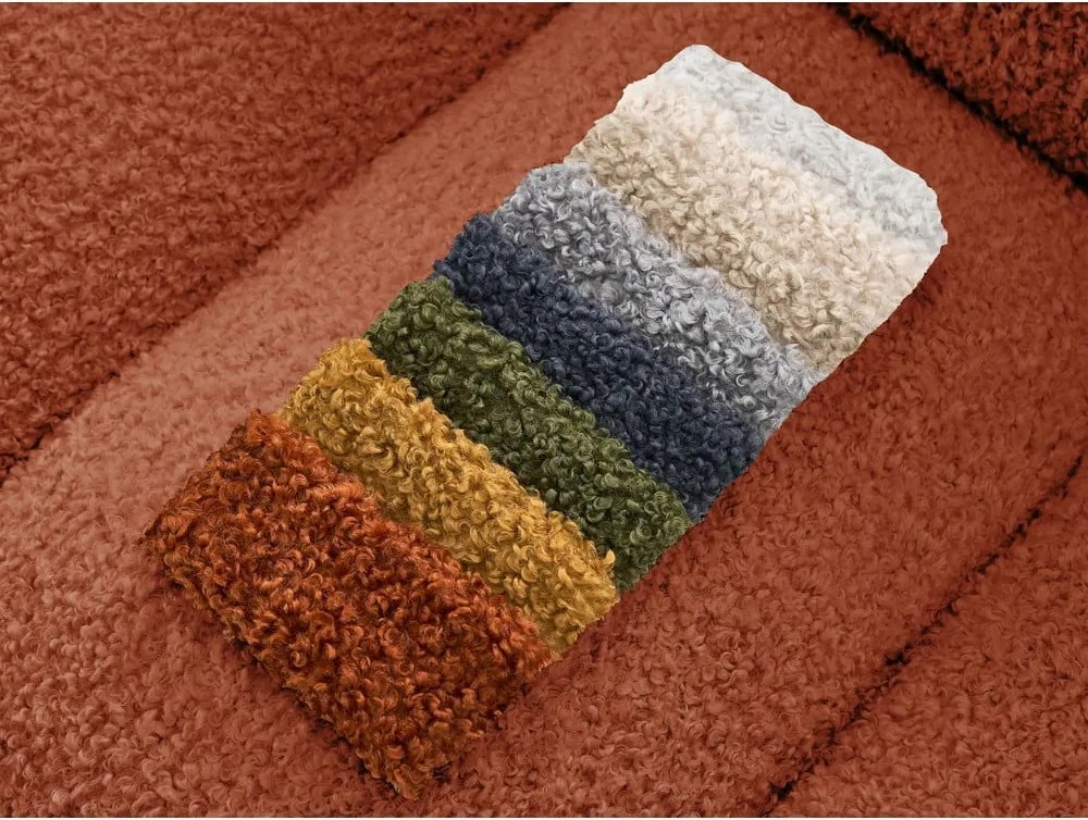 Divano color mattone con rivestimento in bouclé 232 cm Hippolyte – Bobochic Paris