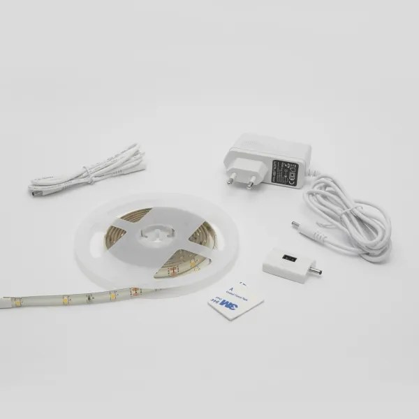 Striscia LED Dimmerabile con sensore di movimento 2m LED/4,8W/12/230V