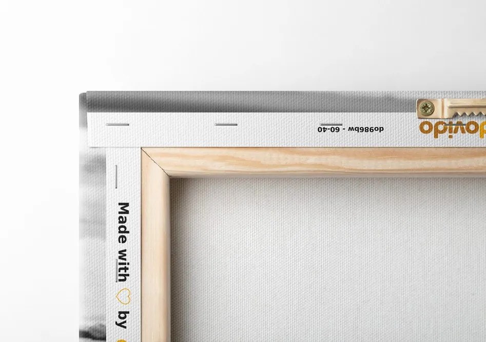 Quadro su tela – Con scritta in legno Love in bianco e nero