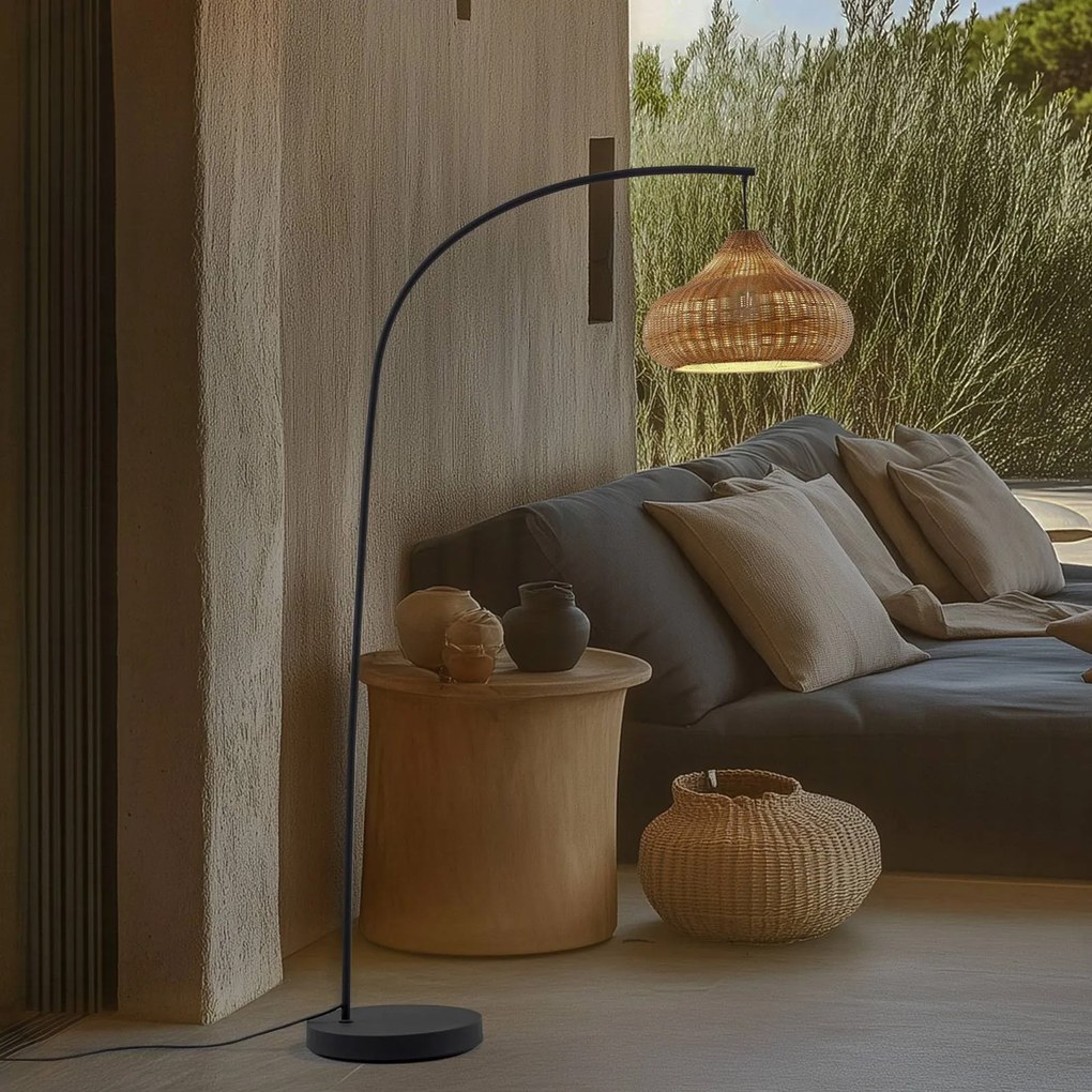 Lucande lampada da terra esterno Taniola, beige, rattan, 195 cm, IP44 Taniola, Legno chiaro, Legno, Campagna / Rustiche