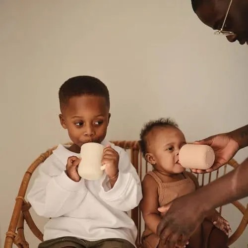 Tazza Mushie in silicone con beccuccio - Tradewinds