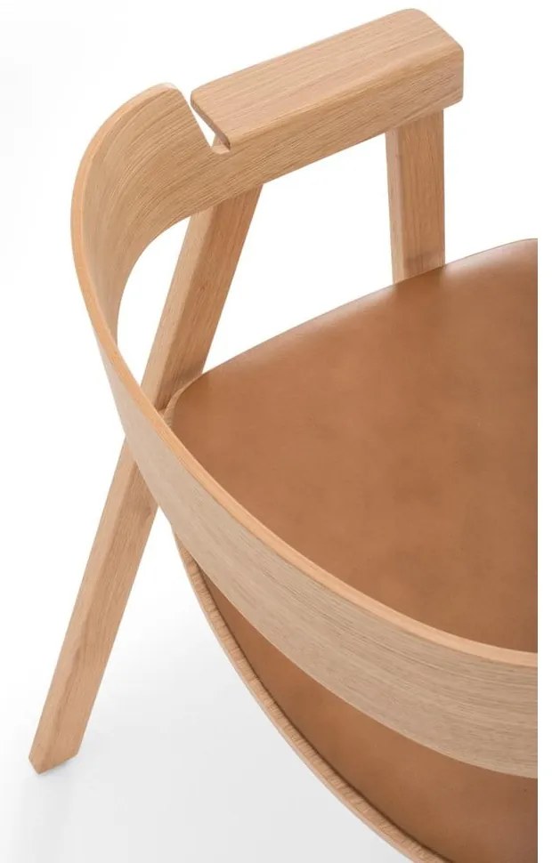 Sedia da pranzo marrone/di colore naturale in pelle con braccioli Flip – Gazzda