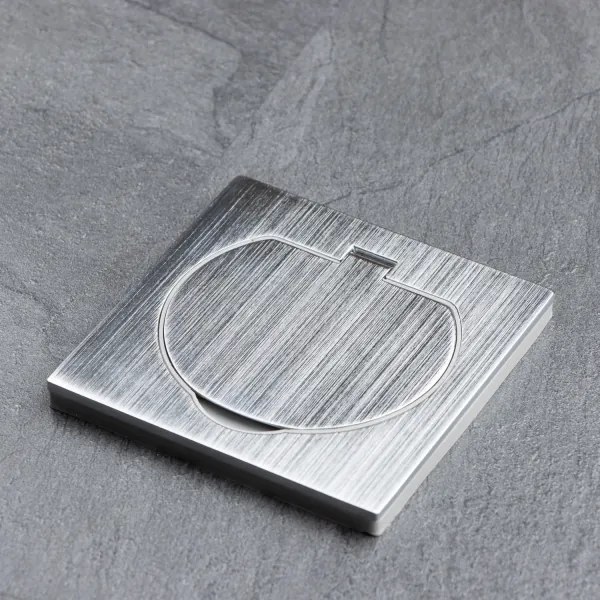 Brilagi - Presa a pavimento da incasso per esterno IP55 cromo opaco quadrato