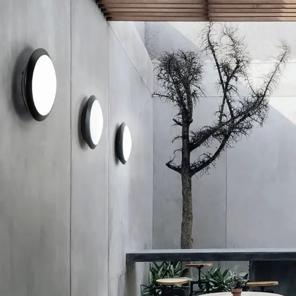 Lampada da parete per esterni grado IP65 luce E27- BASE Nero D30 cm