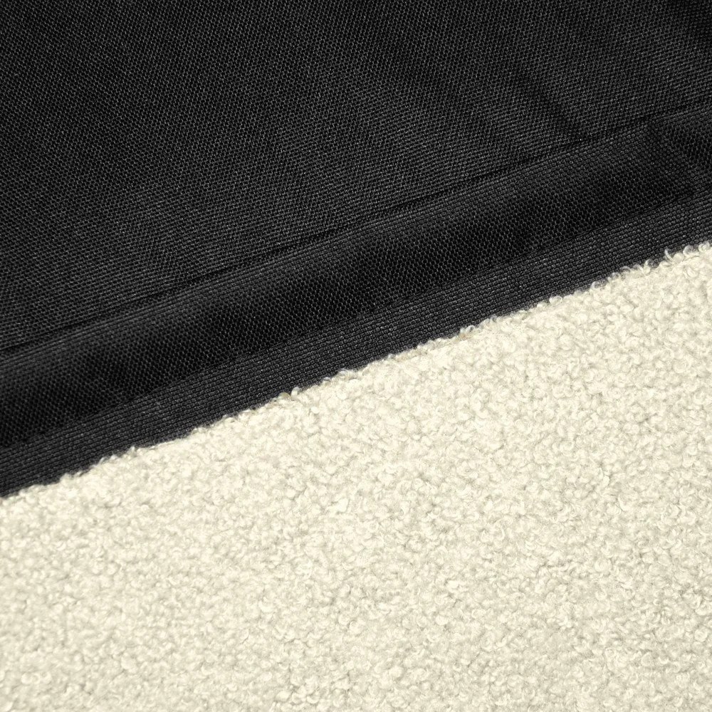 Pouf a sacco per bambini color crema con rivestimento in bouclé Snug 130 Bear – SLOWDOWN