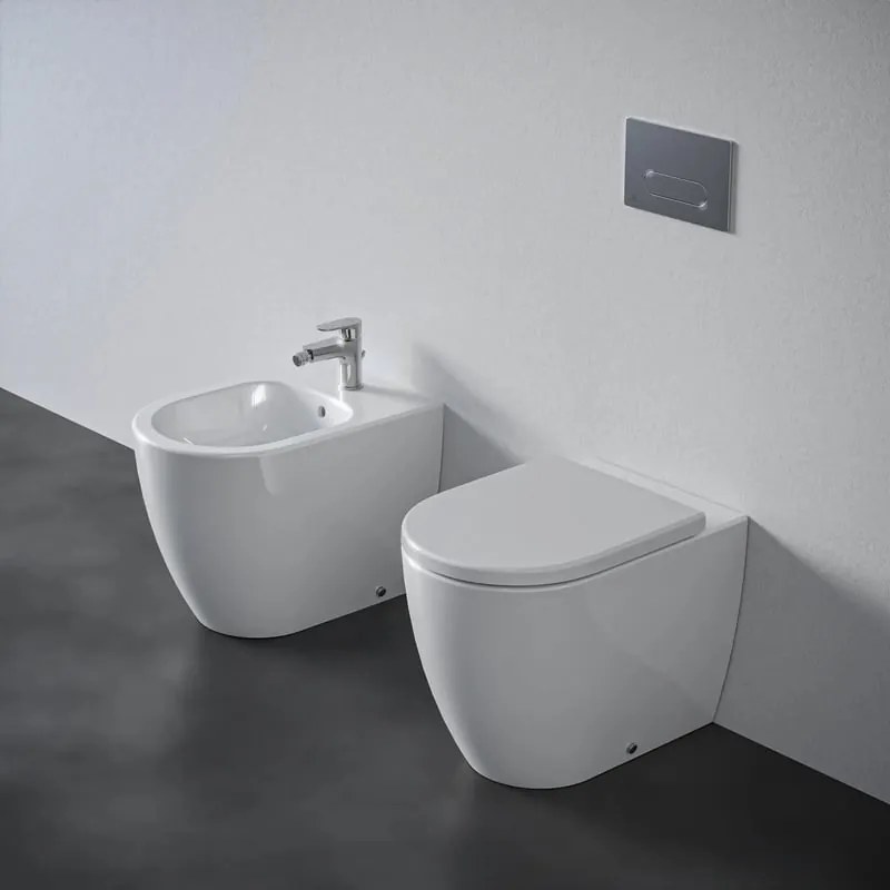Coppia sanitari scarico a parete IDEAL STANDARD Ellisse bianco lucido WC: P 35 x L 32 x H 36 cm, bidet: P 35 x L 32 x H 36 cm