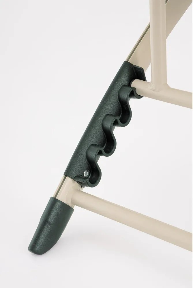 Sdraio da giardino beige in metallo regolabile/pieghevole Taylor – Bizzotto