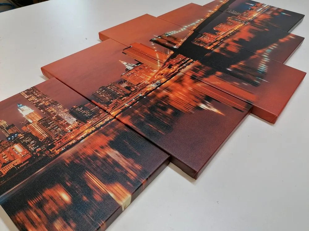 Quadri 5 pezzi – Riflesso di Manhattan nell'acqua