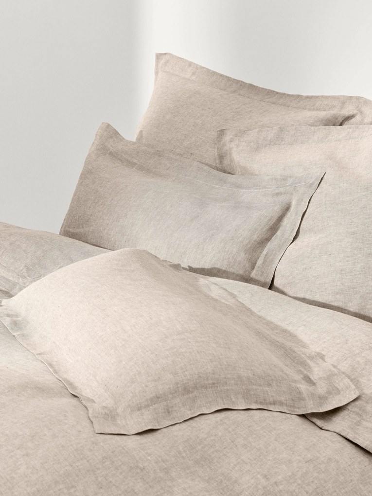 Copripiumino in lino con cucitura in rilievo Linna