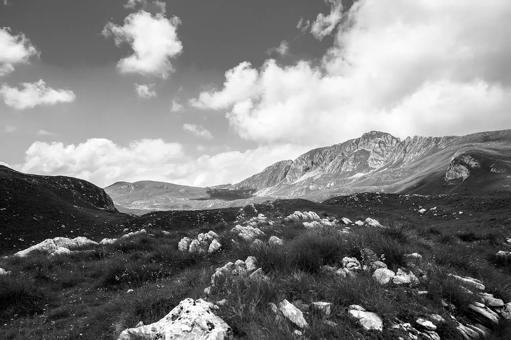 Carta da parati – Valle in bianco e nero in Montenegro
