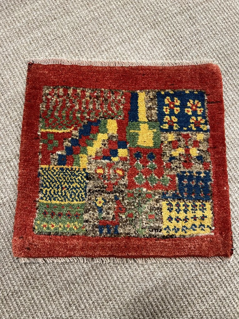 Gabbeh Tappeto 40x40 Rosso (Iran) Annodato A Mano