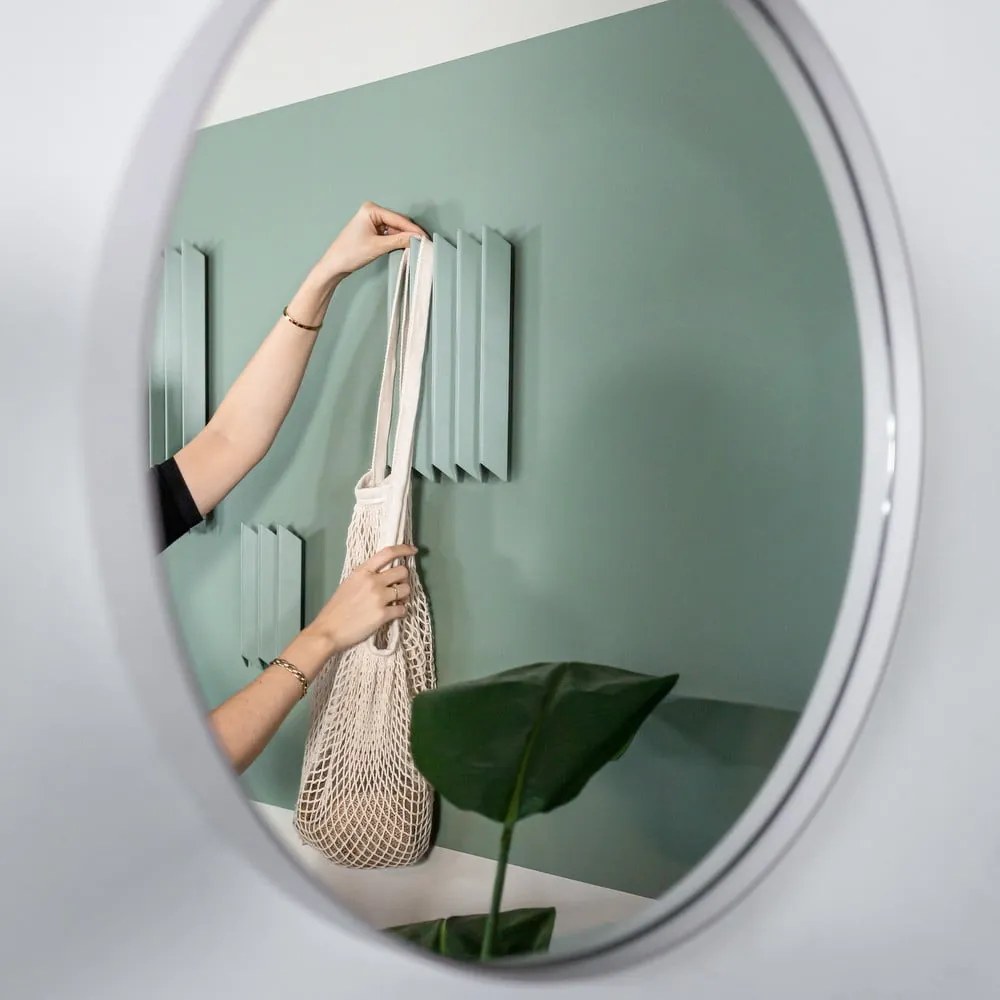 Attaccapanni da parete verde polveroso in metallo 21 cm Sensu – Spinder Design