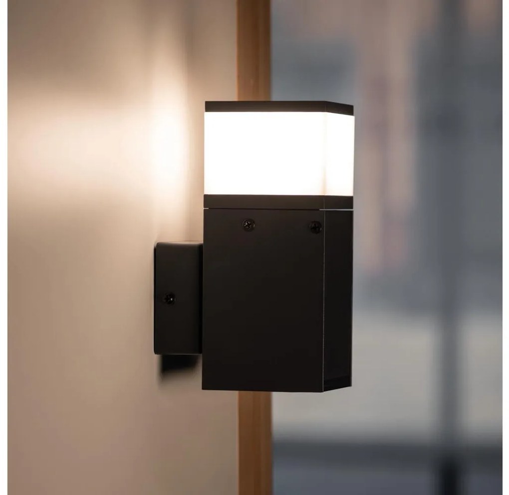 Kanlux 38761-Applique da esterno con presa DASTEN 1xG9/11W/230V IP44 nero