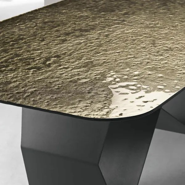 Tavolo fisso 210 cm KARL con base metallo Nero e piano vetro martellato Bronzo