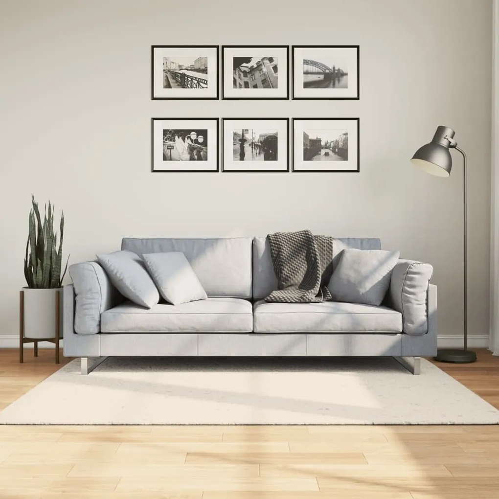 Tappeto A Pelo Lucido Lungo Istan Effetto Crema 140x200 Cm /