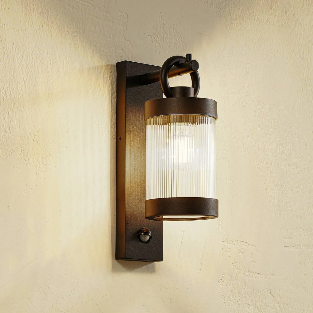 Lindby applique da esterno Yrene, 20 cm, nero, sensore, riffle Yrene Lindby, dimmerabile, Nero, Alluminio, Moderno