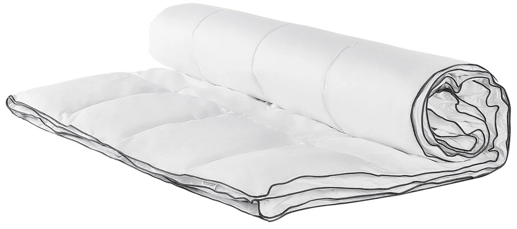 Piumino matrimoniale doppio strato 4 stagioni 220 x 240 cm NUPTSE Beliani