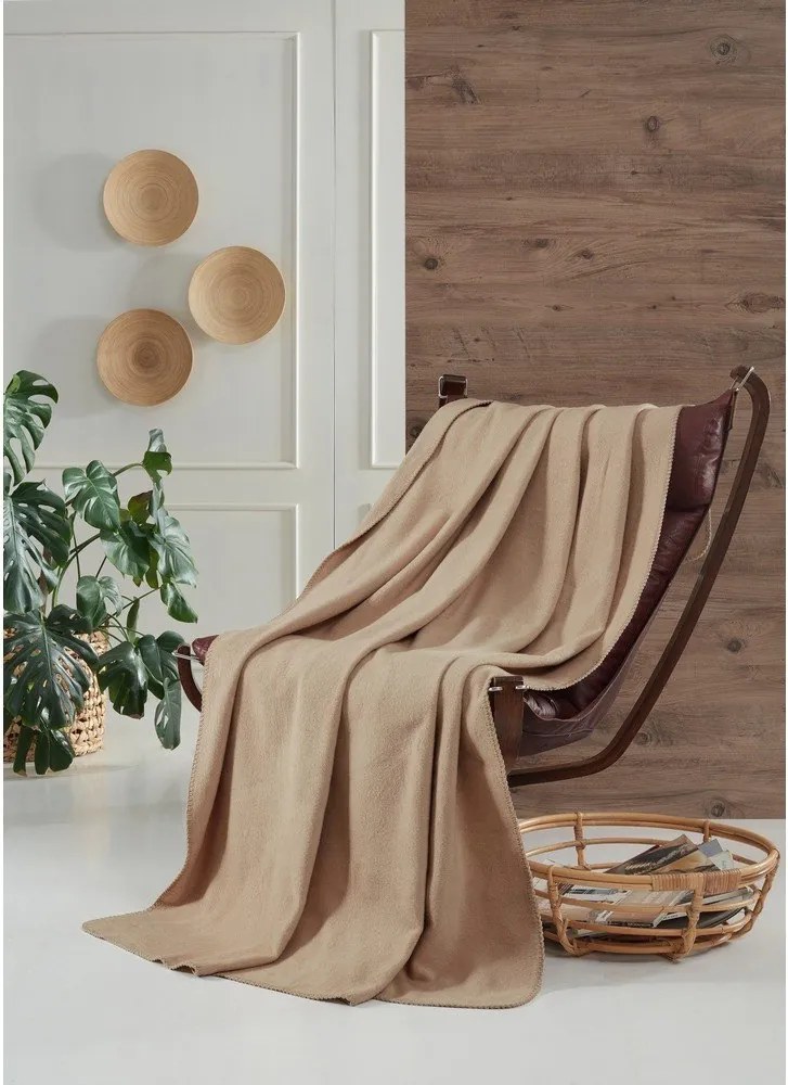 Coperta beige in vello 130x170 cm Brighton – Mijolnir