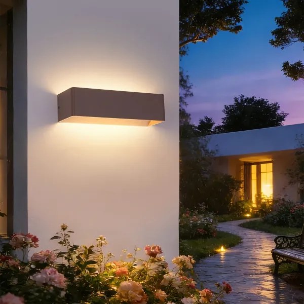 Brilagi - Lampada da parete per esterni LED DONNANI/12W/230V 30 cm marrone IP44