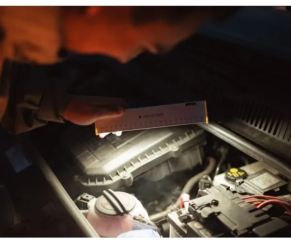 Ledlenser AF2R - Torcia da lavoro ricaricabile a LED dimmerabile, protezione IP54, 1000 lm, autonomia 50 h