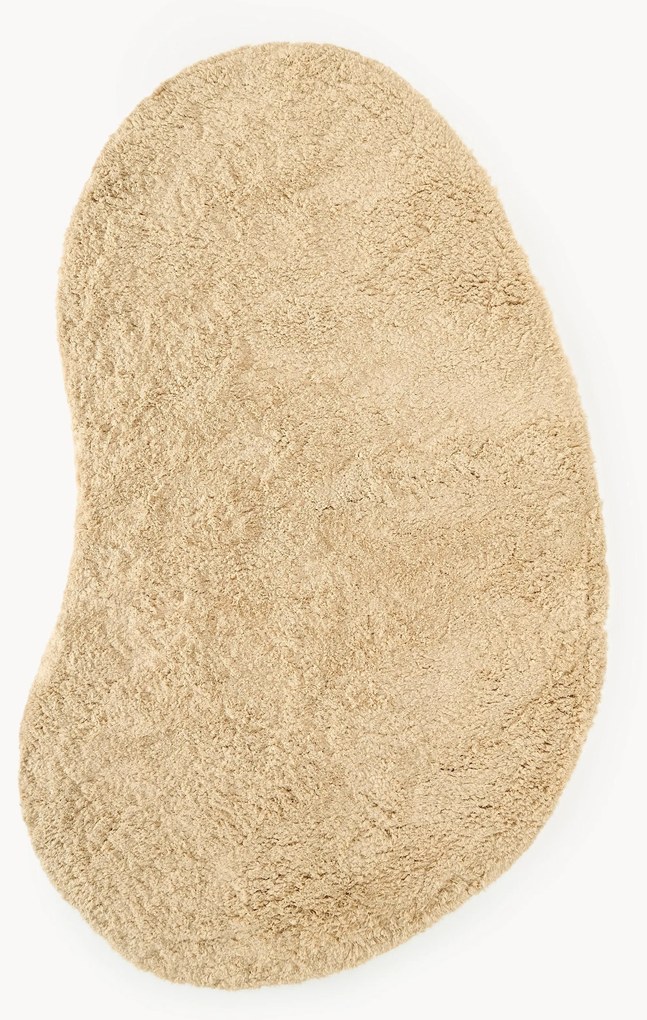 Tappeto fatto a mano dalla forma particolare Tully B