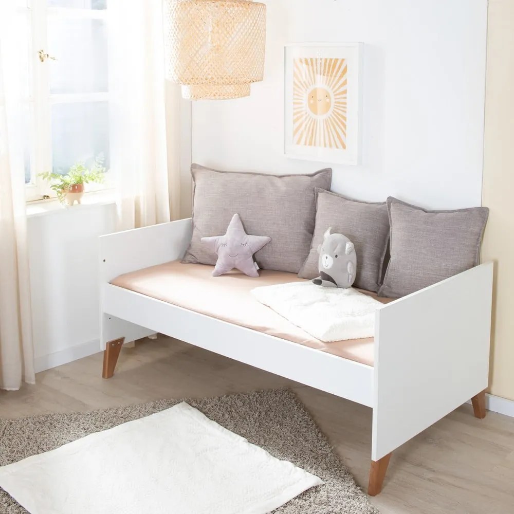 Lettino in colore bianco e naturale 70x140 cm Ole - Roba