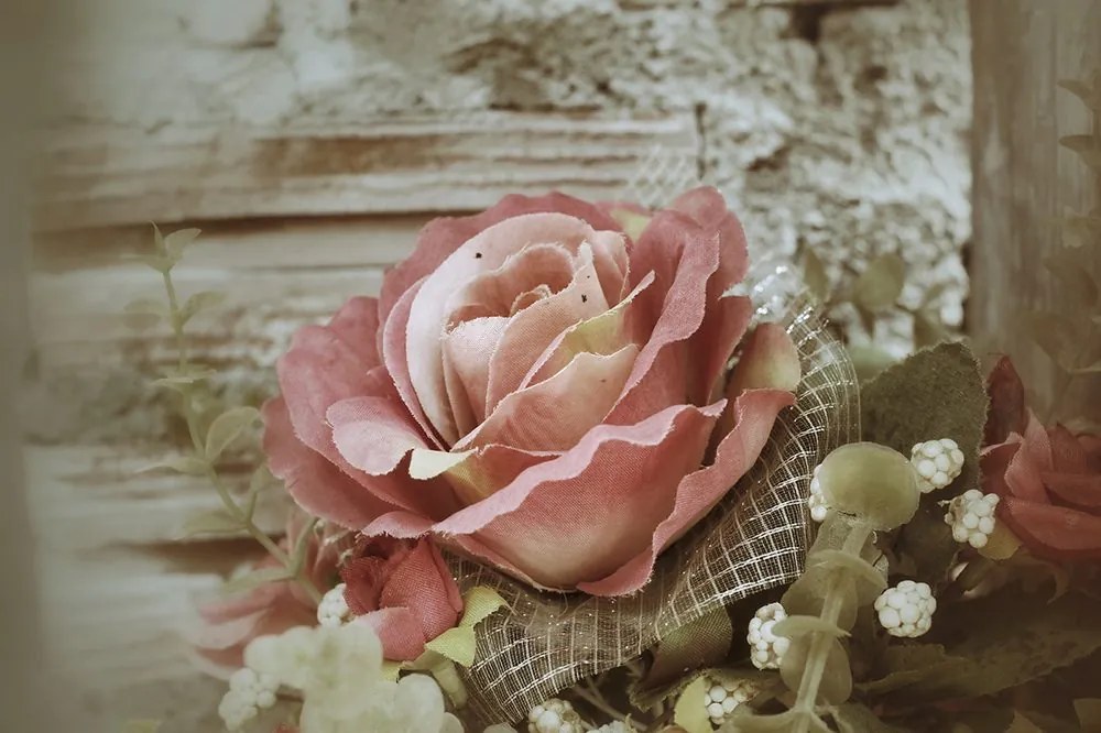 Carta da parati autoadesiva – Rose vintage eleganti