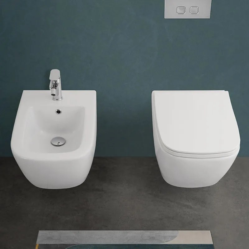 Sanitari bagno sospesi rimless con sedile soft-close serie Rio