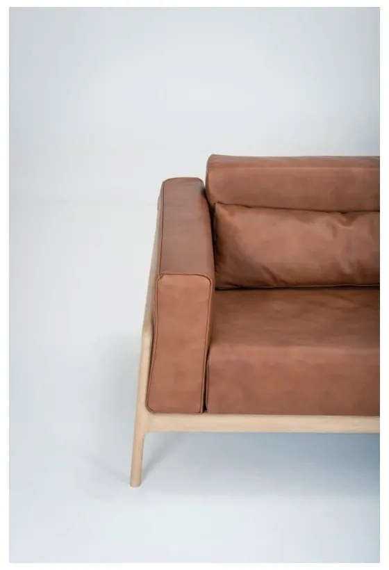 Divano in pelle di bufalo marrone cognac con struttura in rovere massiccio , 240 cm Fawn - Gazzda