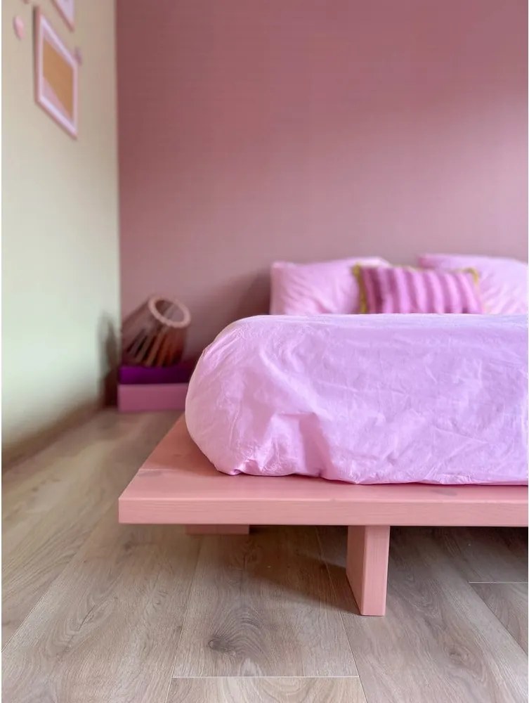 Letto matrimoniale rosa chiaro in legno di pino con griglia 140x200 cm Japan - Karup Design