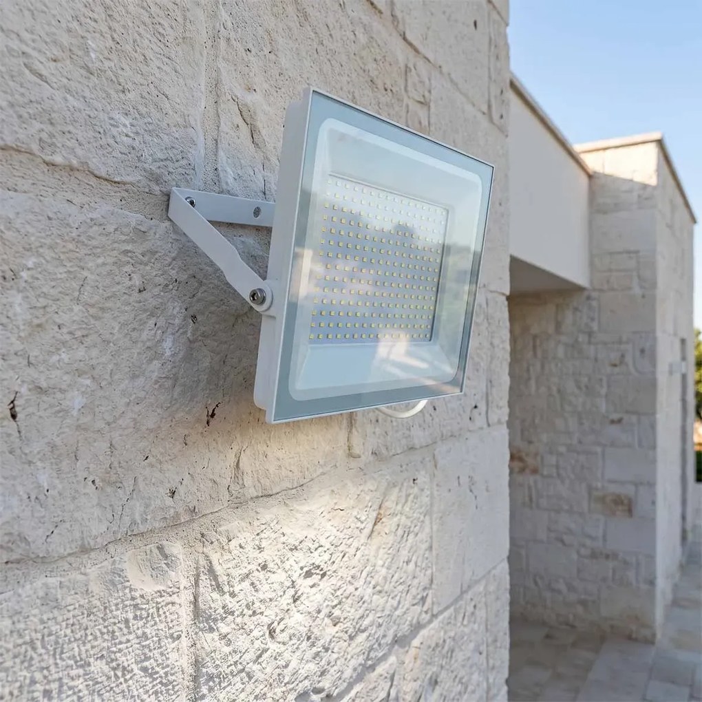 Faro LED 200W IP65 in Alluminio Bianco con OSRAM chip LED Colore Bianco Caldo 3.000K