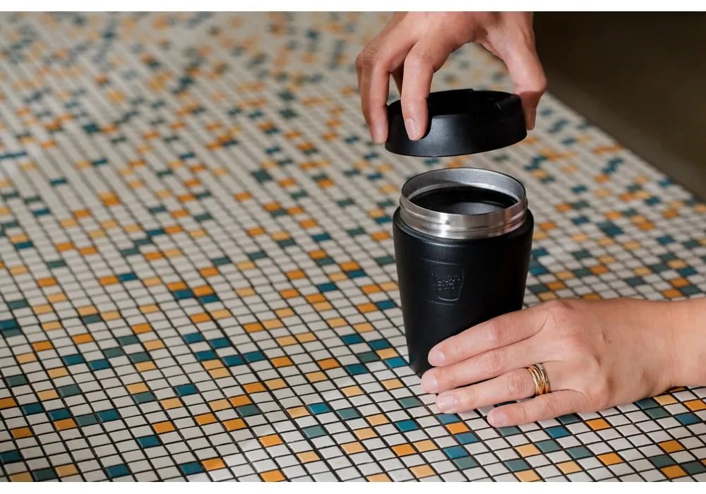 Tazza termica nera 454 ml Helix Thermal Black L – KeepCup