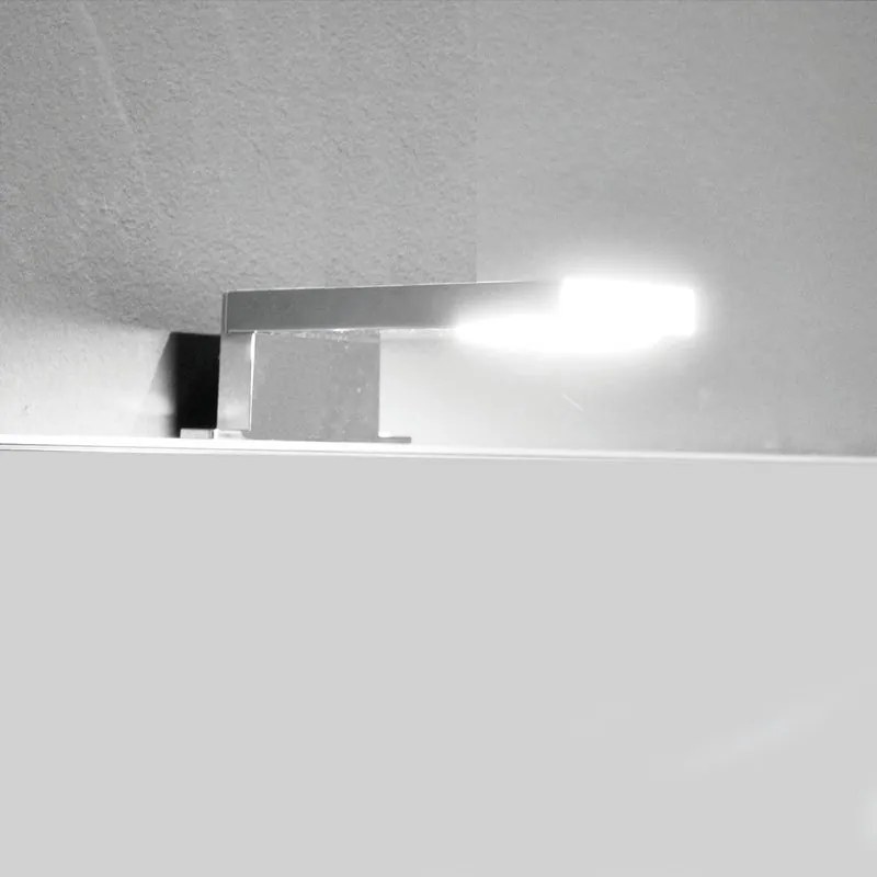 Faretto Erik f42 cromo LED l8,5 h4,5 p14 luce naturale