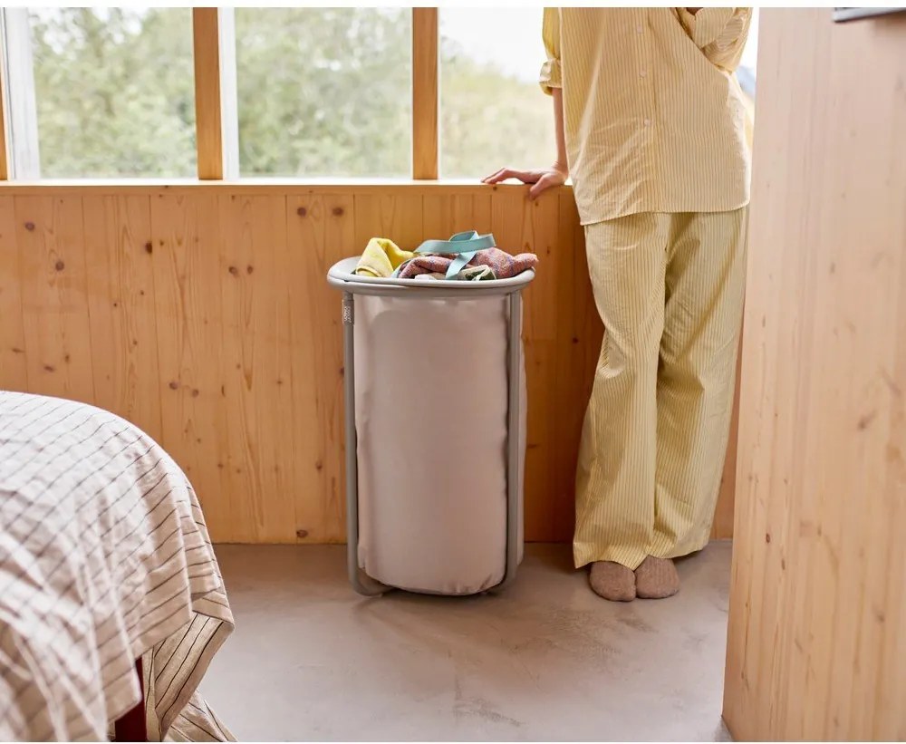 Cesta per il bucato grigio chiaro in tessuto 50 l Duo – Joseph Joseph