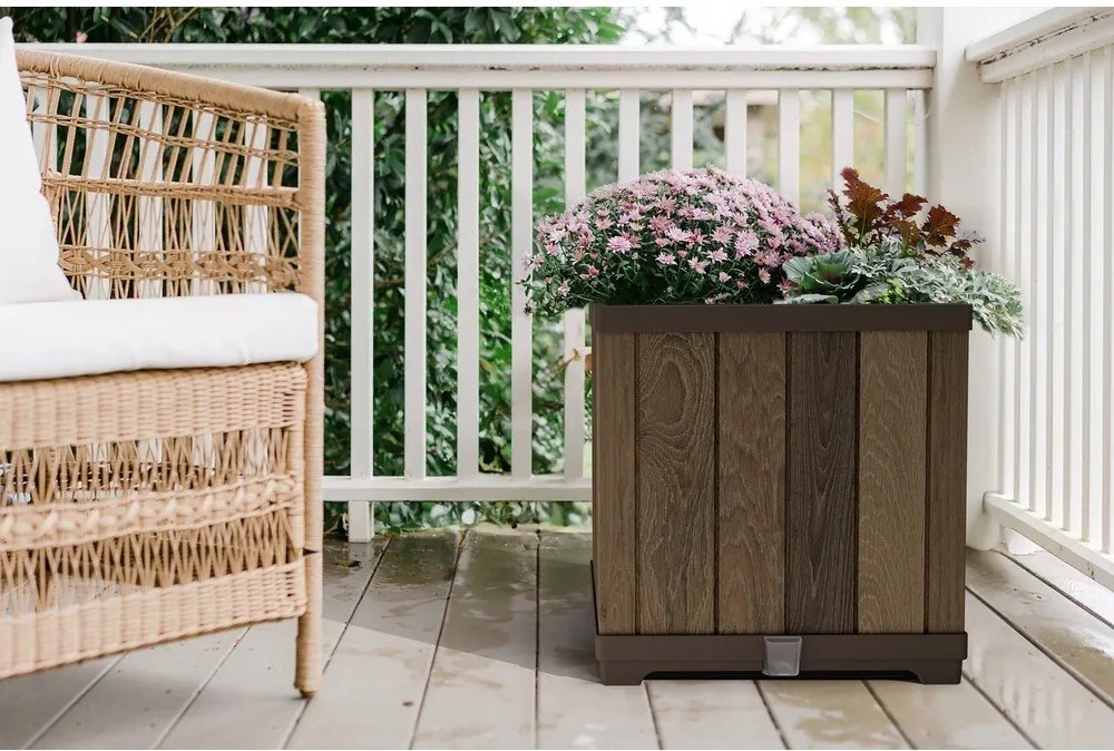 Vaso per fiori in plastica con sistema di auto-irrigazione Deco Square – Keter