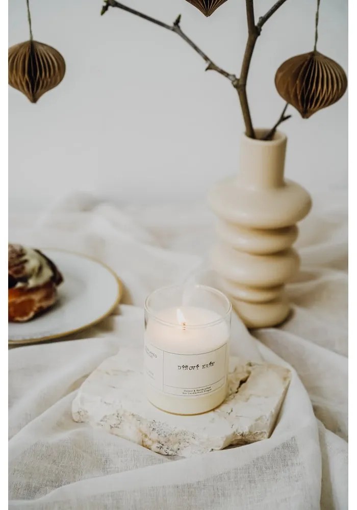 Candela in cera di soia profumata tempo di combustione 40 h #73 Pumpkin Cream – Perfumed Prague