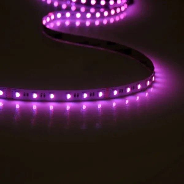 Striscia LED RGBW dimmerabile 3m LED/22W/24/230V con telecomando