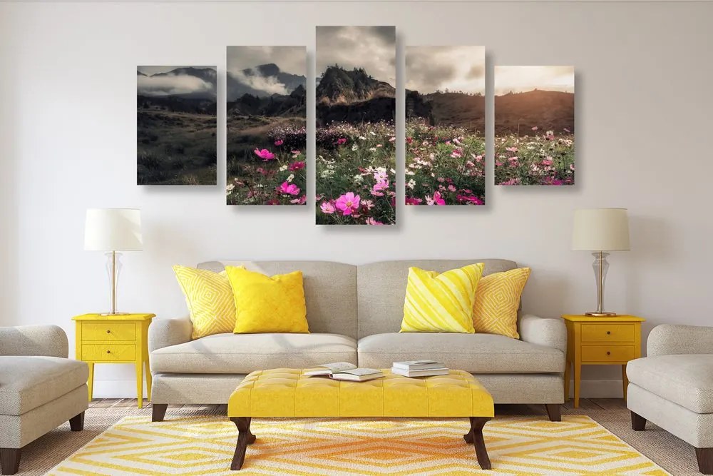 Quadri 5 pezzi – Prato di fiori in fiore