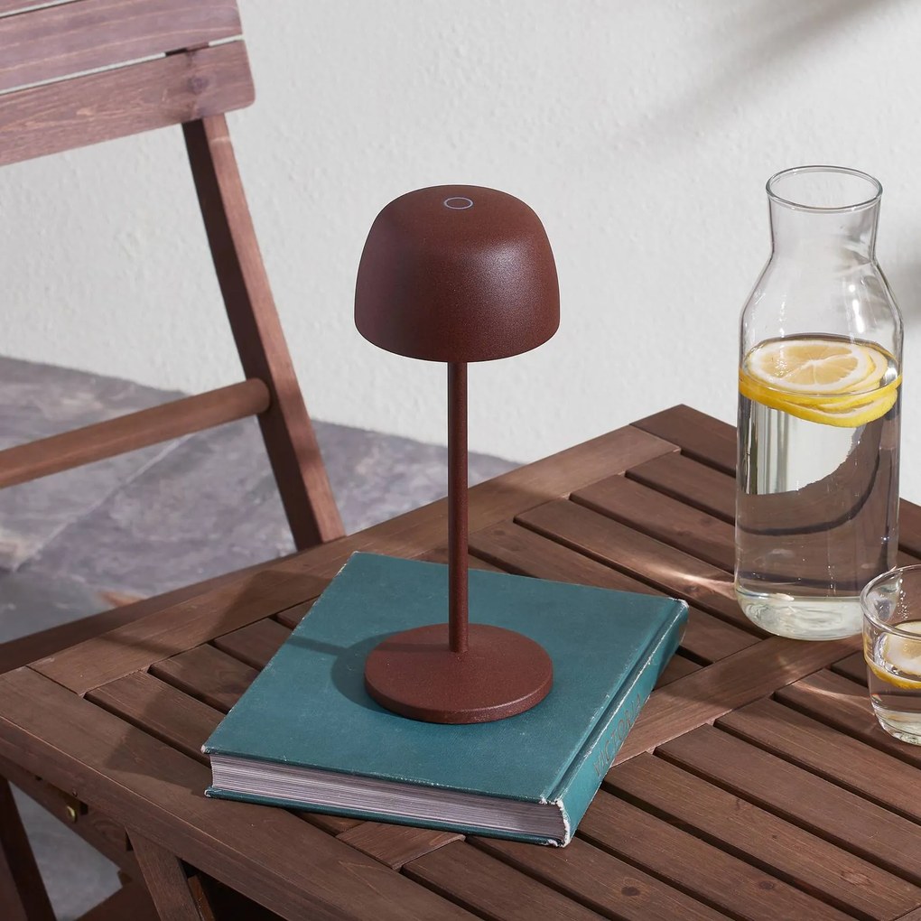 Lindby Lampada da tavolo a batteria LED Arietty, marrone, dimmerabile, IP65