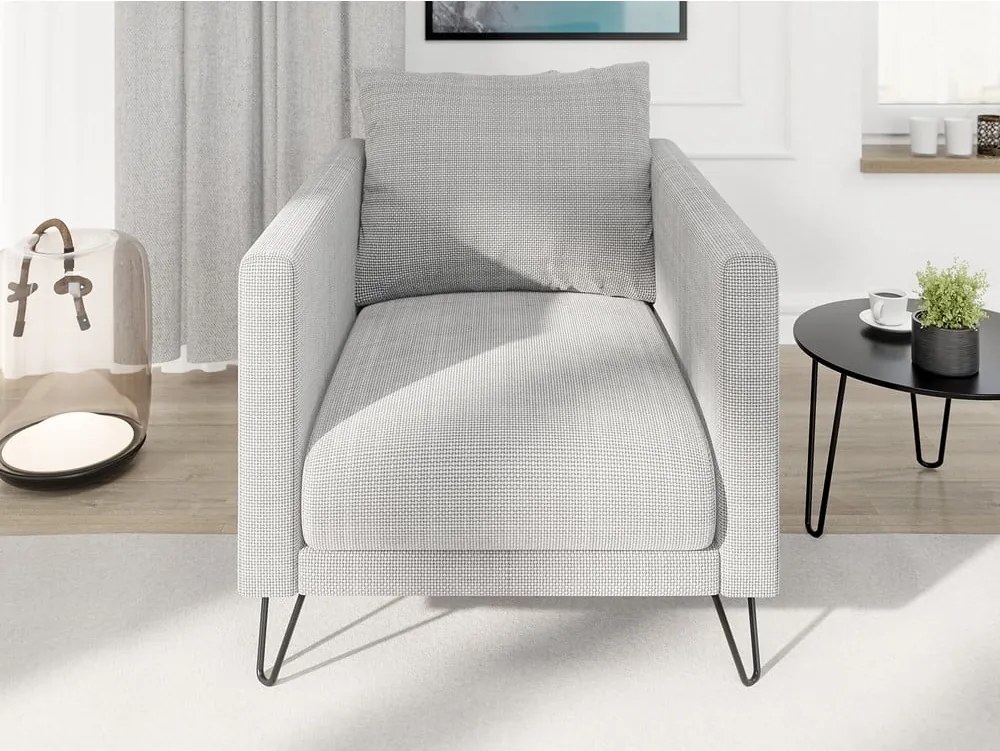 Poltrona grigio chiaro con rivestimento in ciniglia Freya – Ropez