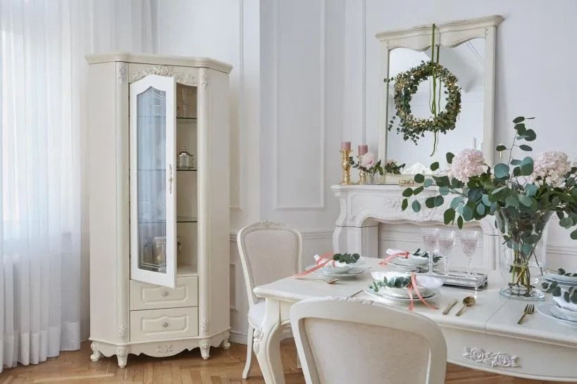 Vetrina ad angolo classica in legno color bianco avorio-Arrediorg