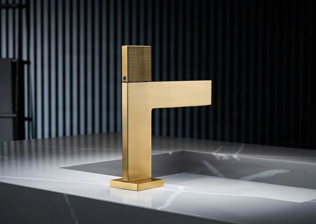 Rubinetto da bagno ELITE EDITION BS1420 in ottone con getto a cascata, disponibile in più finiture — Oro spazzolato