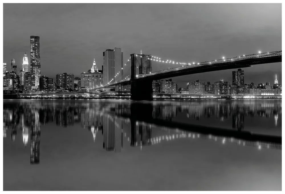 Carta da parati autoadesiva – Riflesso in bianco e nero di Manhattan nell'acqua